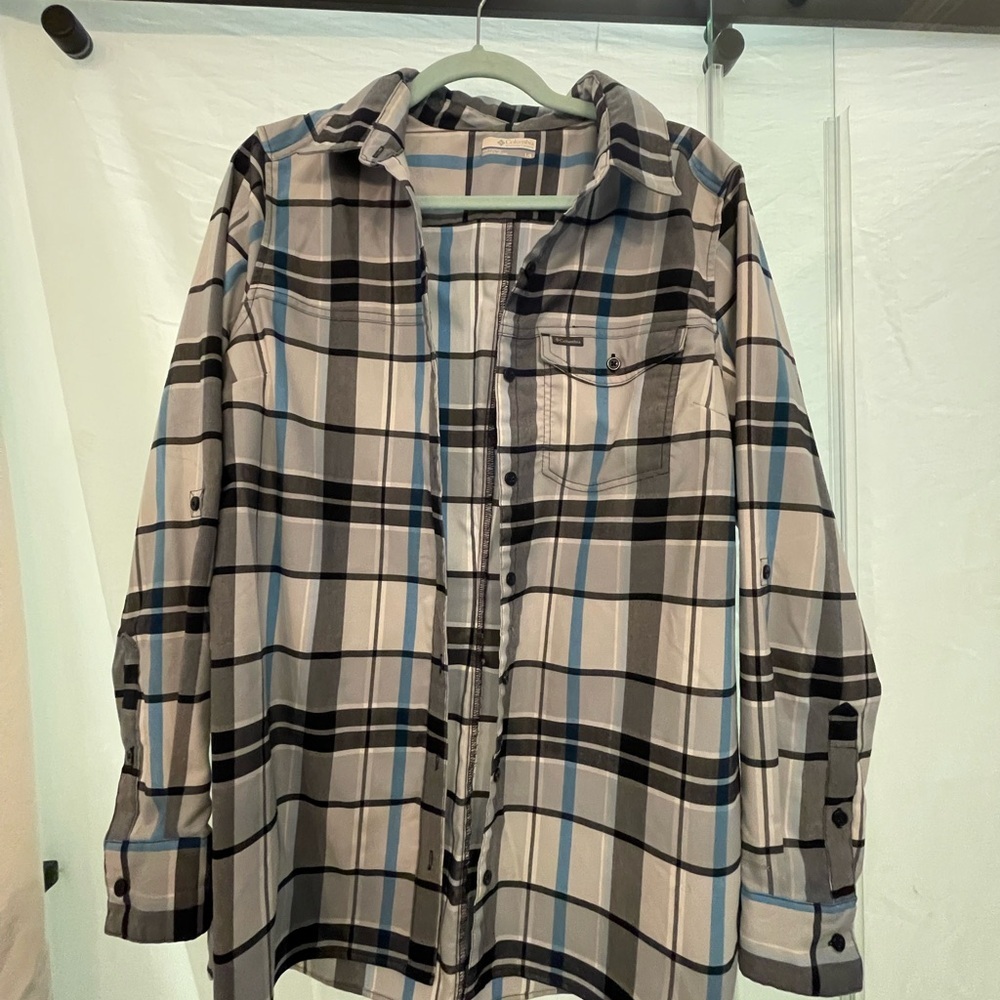 Columbia Black Blue White Plaid Omni Wick Button Down Shirt Mens Size